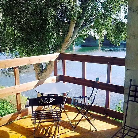 Maison De L'orb Bed & Breakfast 3*