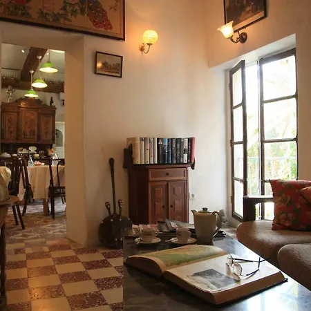 Maison De L'orb بزييه