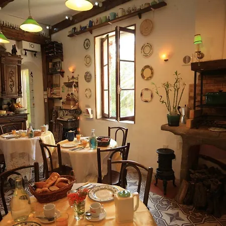 Maison De L'orb Couette-café