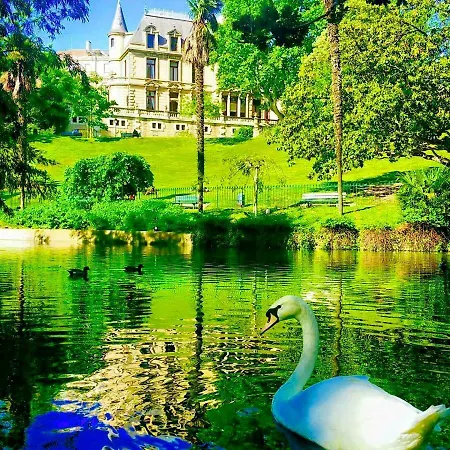 Maison De L'orb Couette-café